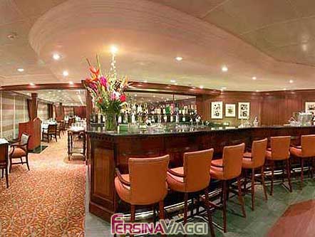 AZAMARA QUEST - pub