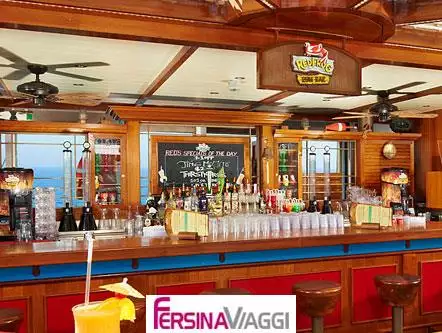 Carnival Fascination - redfrog bar