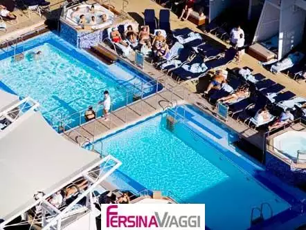 CELEBRITY EQUINOX - piscine