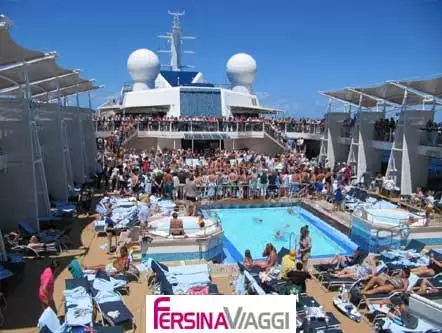 CELEBRITY SILHOUETTE - piscina esterna