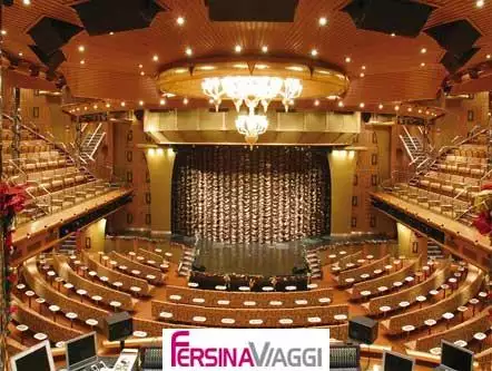 Costa Magica - teatro