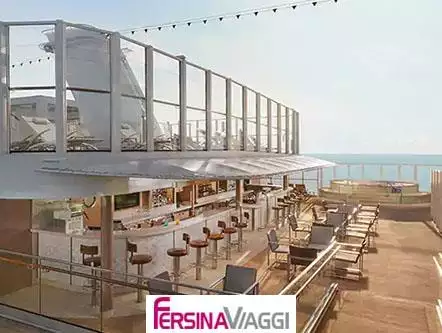 Norwegian Encore - Vibe Beach