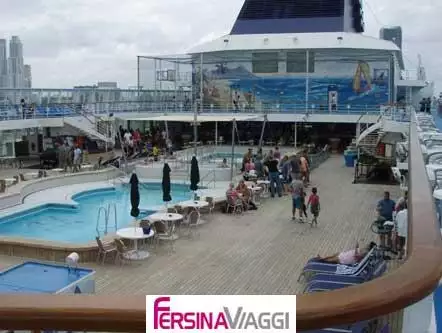 NORWEGIAN SKY - piscine