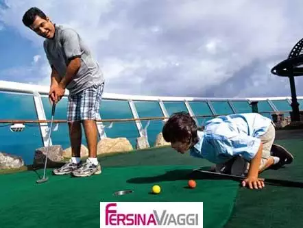 RCCL Voyager of the seas - minigolf